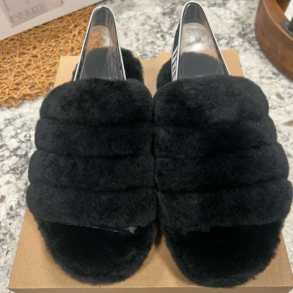 Brand new ugg slides